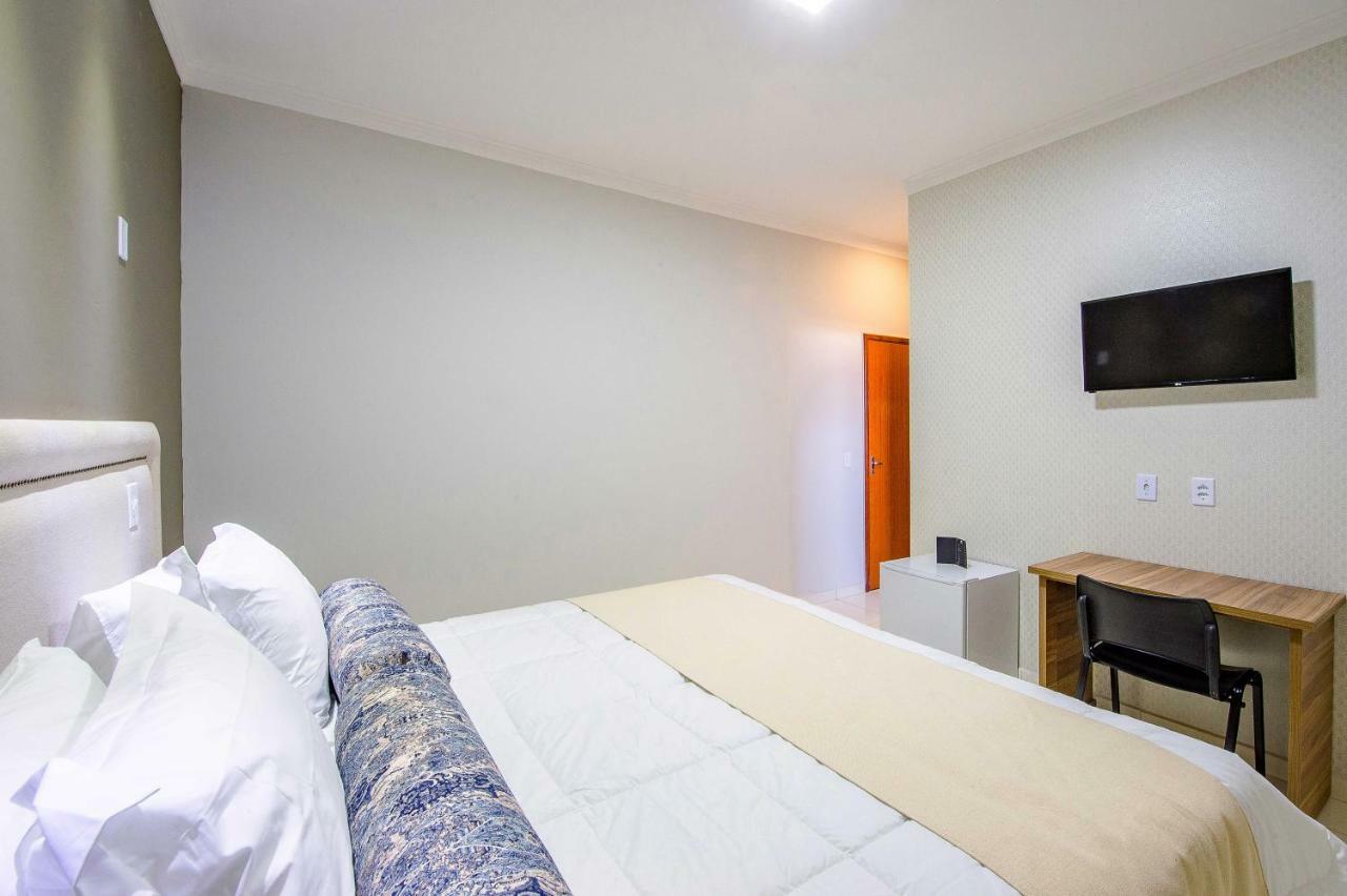 Gabira Hotel Buritama Екстериор снимка